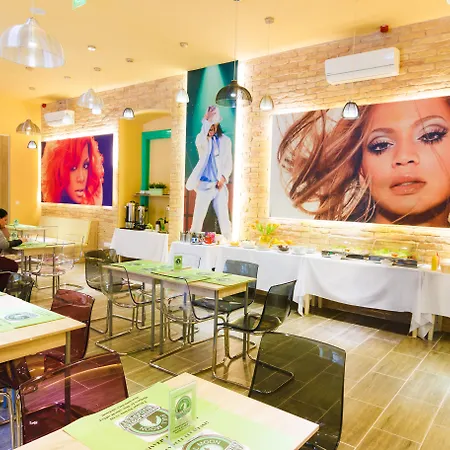 Full Moon 3* Βουδαπέστη