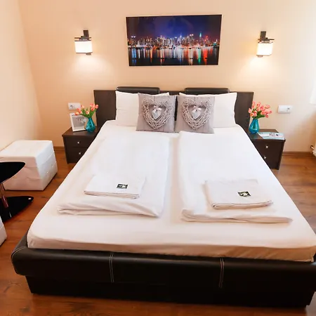 Full Moon Hotel Budapest