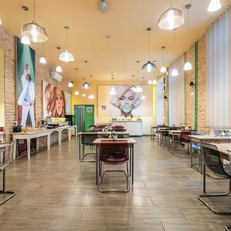 Szálloda Full Moon 3*