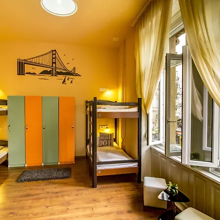 Szálloda Full Moon Budapest