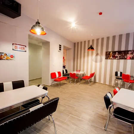 Szálloda Full Moon 3*