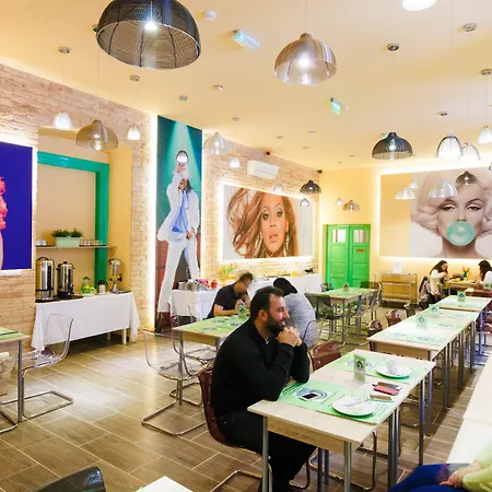 Full Moon Szálloda Budapest