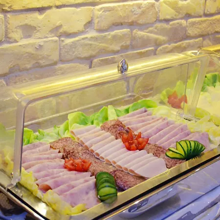 Szálloda Full Moon Budapest