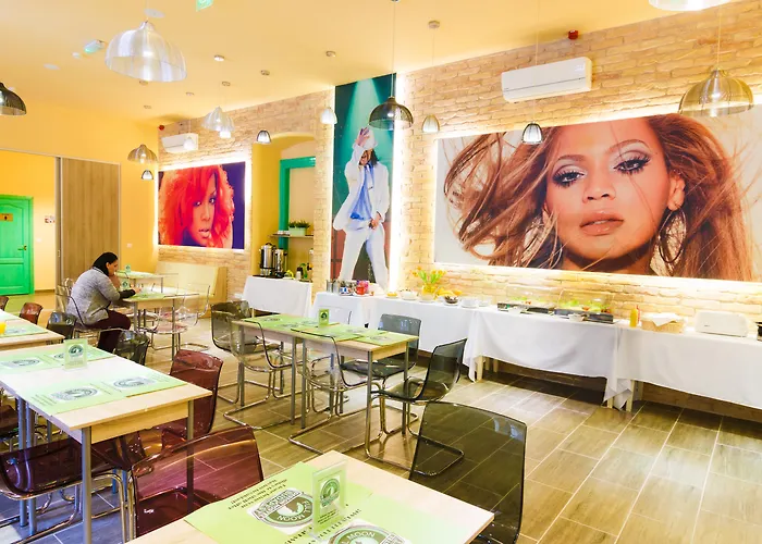 Full Moon 3* Budapest