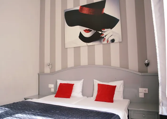 Hotel Full Moon Budapest