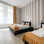 Hotel Full Moon 3*