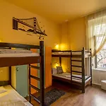 Full Moon Hotel 3*