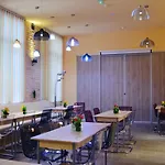 Hotel Full Moon 3*