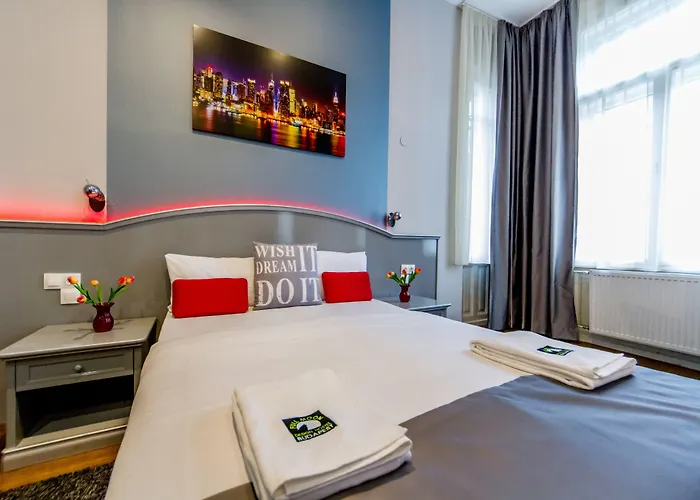 Hotel Full Moon Budapesta